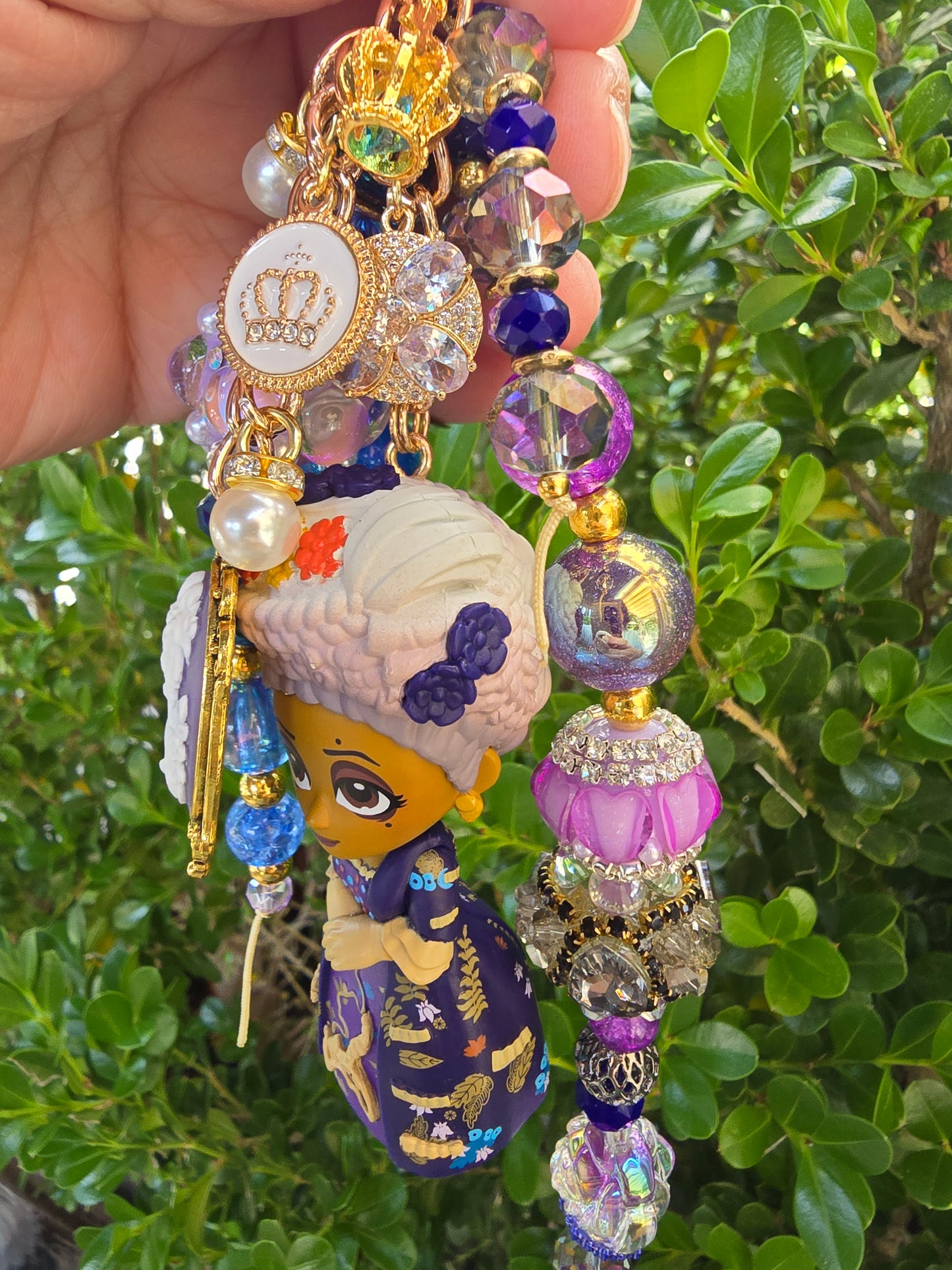 Pretty Queen junkie keychain/purse charm