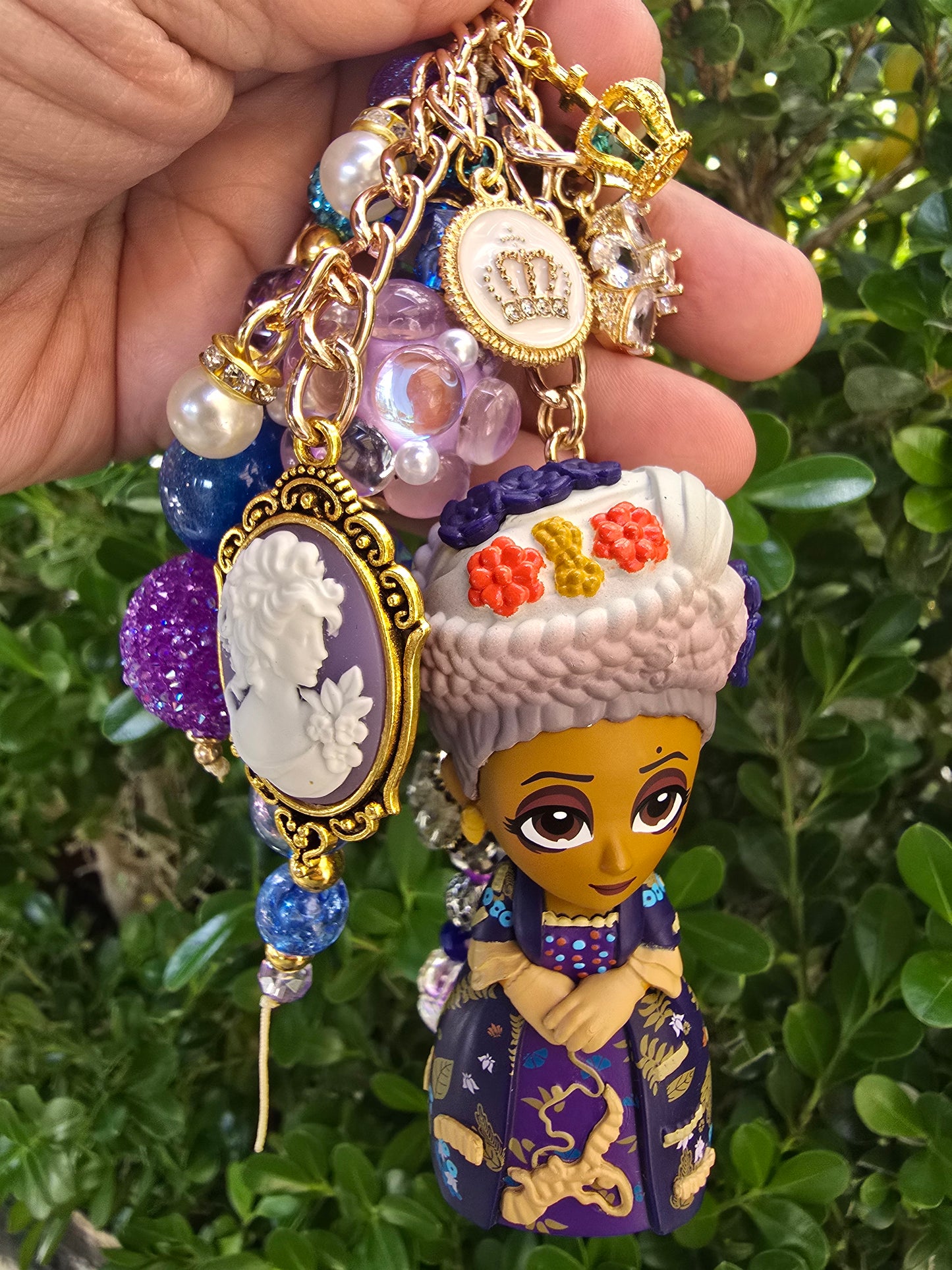 Pretty Queen junkie keychain/purse charm